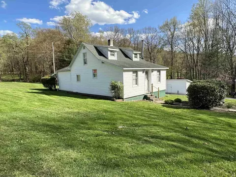 2848 Woolen Mills Rd, Albright, WV 26519