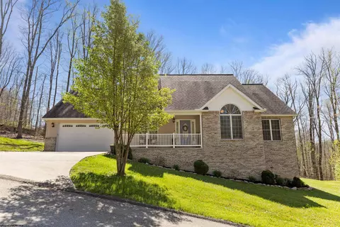103 Irving Ct, Morgantown, WV 26508