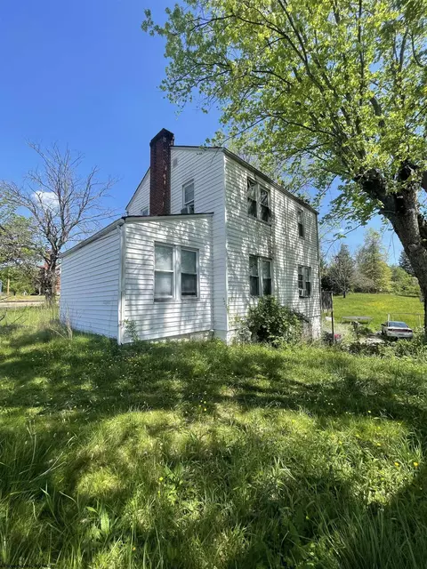 2749 Davisson Run Rd, Clarksburg, WV 26301