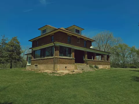 152 Bay Dr, Elkins, WV 26241