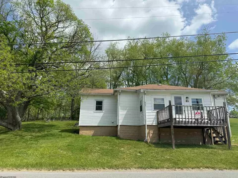 83 Holbrook Rd, Buckhannon, WV 26201