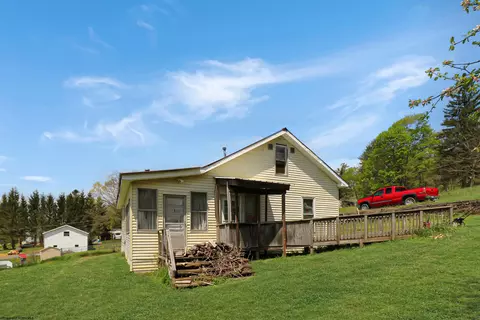 103 Metheny St, Terra Alta, WV 26764