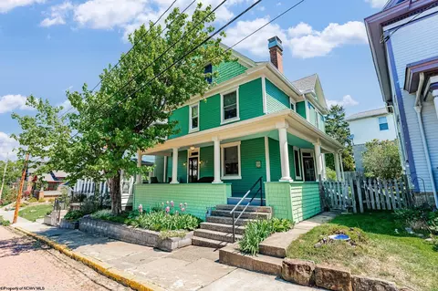 261 Morris St, Morgantown, WV 26501