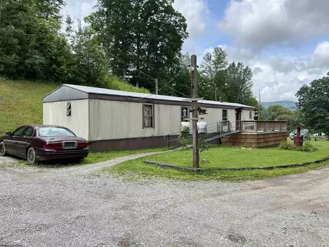 7 Sanders Ln, Beverly, WV 26253
