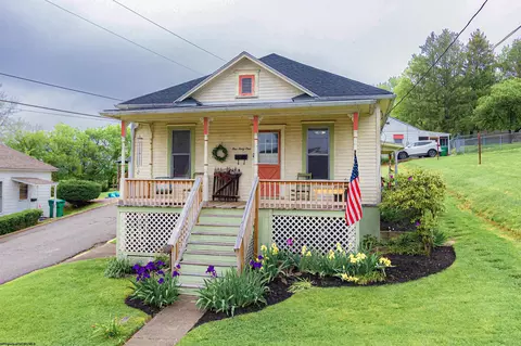 141 Harvey St, Clarksburg, WV 26301