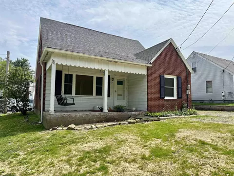238 Johnson Ave, Bridgeport, WV 26330