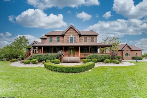 456 Breakiron Hill Rd, Morgantown, WV 26508