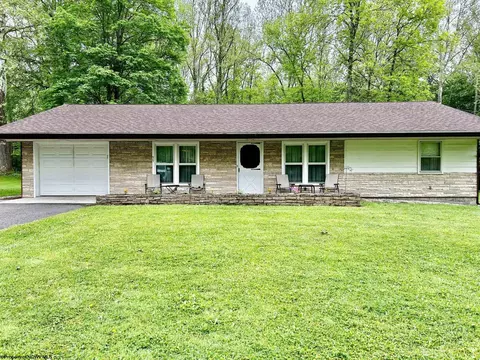 99 Club House Dr, Terra Alta, WV 26764