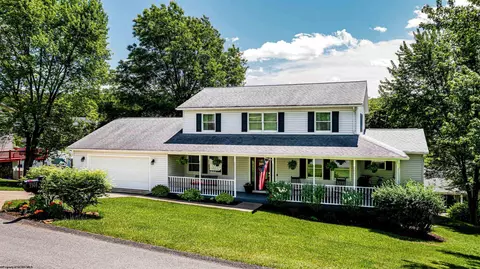 3308 Darrah Ave, Morgantown, WV 26508