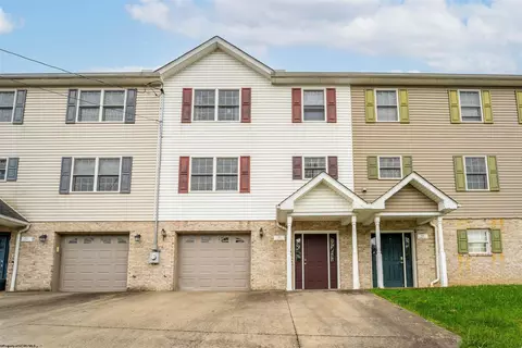 818 Tremont St, Morgantown, WV 26505