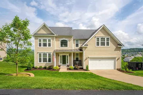 484 Blackberry Ridge Dr, Morgantown, WV 26508