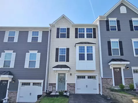 55 Hewstone Ct, Morgantown, WV 26501