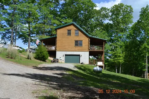 178 Rocco Run Rd, Roanoke, WV 26447