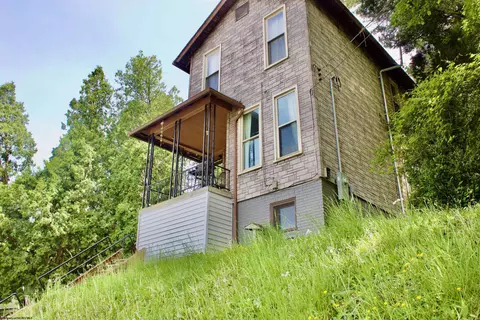 461 Hornor Ave, Clarksburg, WV 26301