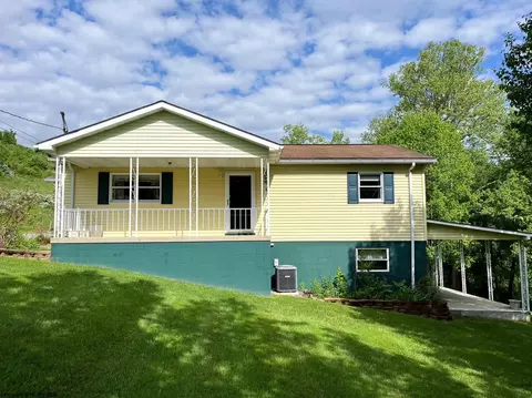 84 Boxwood Dr, Clarksburg, WV 26301