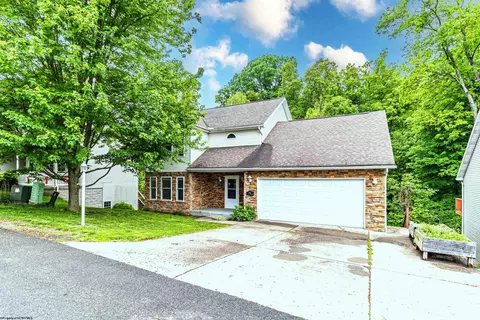 96 Antietam Dr, Morgantown, WV 26508