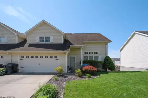 27 Pleasant Ridge Ln, Morgantown, WV 26508