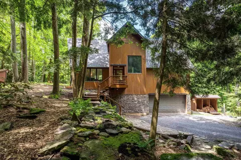 271 Sumac Cir, Morgantown, WV 26508