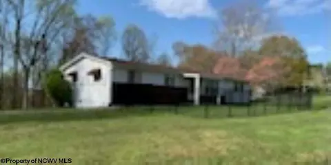 2655 Bunner Ridge Rd, Fairmont, WV 26554