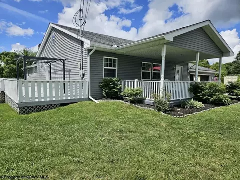 19038 Veterans Memorial Hwy, Kingwood, WV 26537