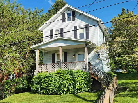444 Center St, Morgantown, WV 26505