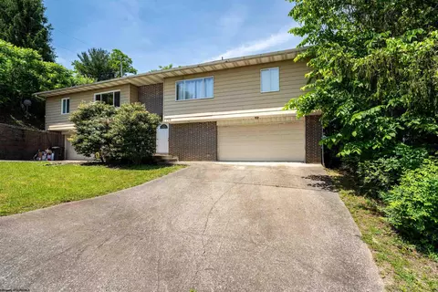 798 Alpine St, Morgantown, WV 26505