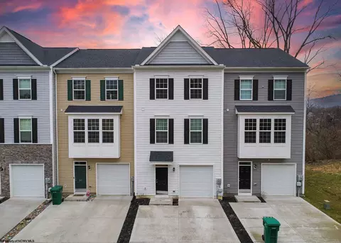 220 Queensbury Ct, White Hall, WV 26554