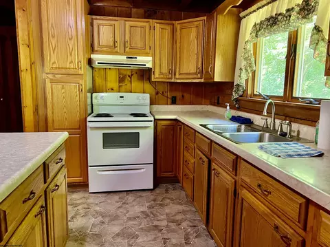 Kitchen - 361 Stringtown Rd, Mannington, WV 26582 photo 2 of 3