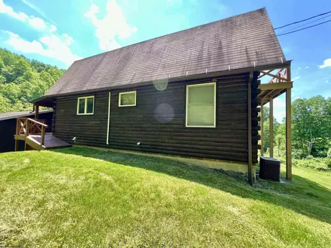 Exterior - 361 Stringtown Rd, Mannington, WV 26582 photo 8 of 12