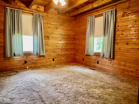 Bedroom - 361 Stringtown Rd, Mannington, WV 26582 photo 1 of 4