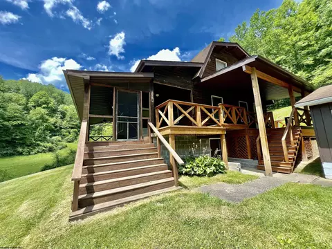 Exterior - 361 Stringtown Rd, Mannington, WV 26582 photo 3 of 12