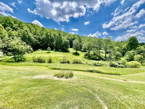 Exterior - 361 Stringtown Rd, Mannington, WV 26582 photo 2 of 12
