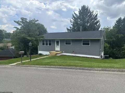 1145 Village Way, Fairmont, WV 26554