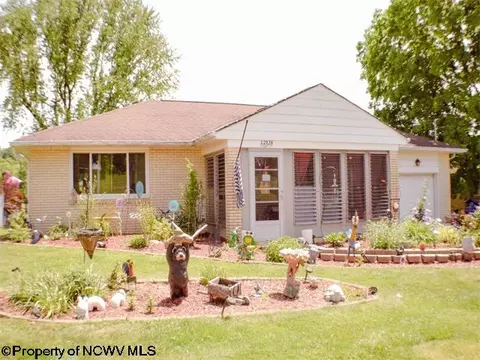 12930 Lincoln Way, Irwin, PA 15642