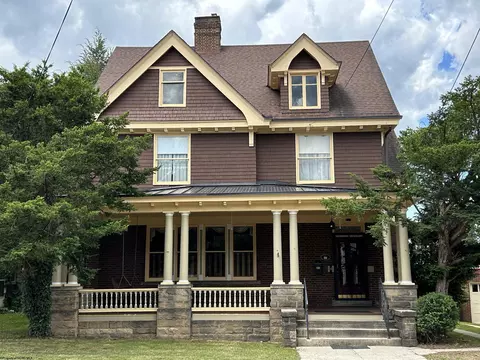 232 Grand St, Morgantown, WV 26501