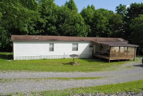 19 Mountain View Ln, Philippi, WV 26416