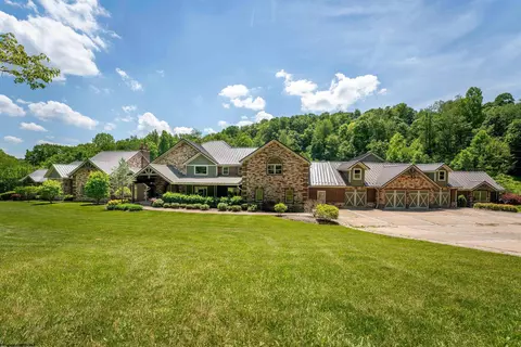 80 Wildwood Lk, Morgantown, WV 26508