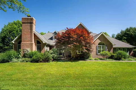 3954 Eastlake Dr, Morgantown, WV 26508