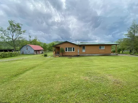 8705 Glady Fork Rd, Bowden, WV 26254 photo 4