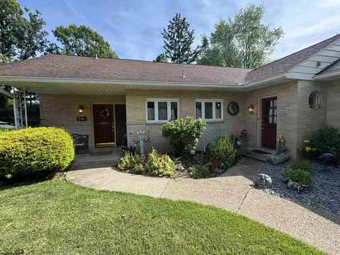 510 Laurel Dr, Fairmont, WV 26554