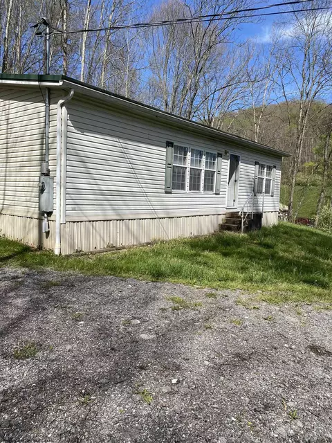 1570 Jennings Run Rd, Weston, WV 26452