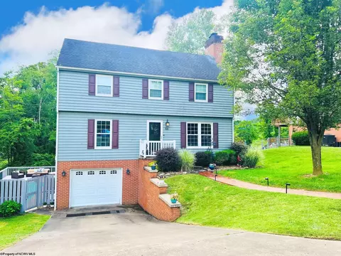 156 Brighton Cir, Clarksburg, WV 26301