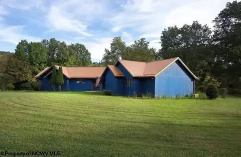 308 Manley St, Fairmont, WV 26554