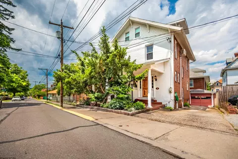 325 Wilson Ave, Morgantown, WV 26501