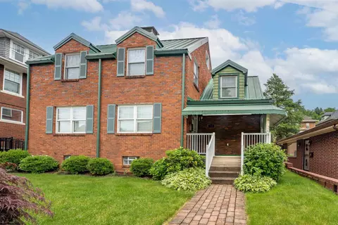 247 S High St, Morgantown, WV 26505