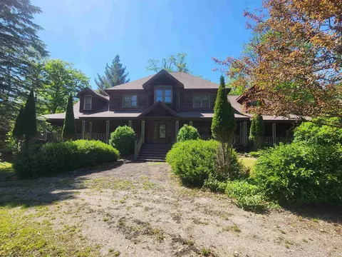 10 Erehwon Dr #EREHWON MANOR, Slaty Fork, WV 26291