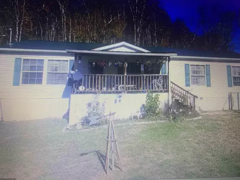 132 Arnoldsburg Rd, Arnoldsburg, WV 25234