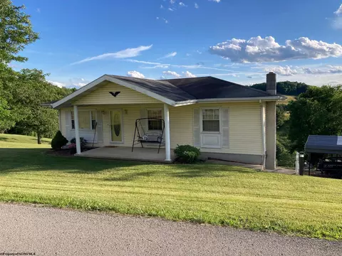 2789 Bailey Ridge Rd, Buckhannon, WV 26201