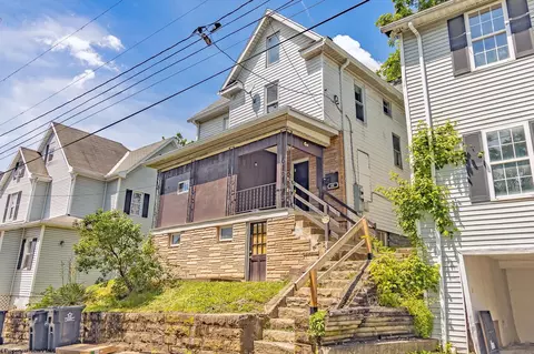 413 Forest Ave, Morgantown, WV 26505