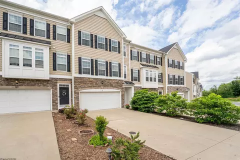 3505 Sun Trl, Morgantown, WV 26505